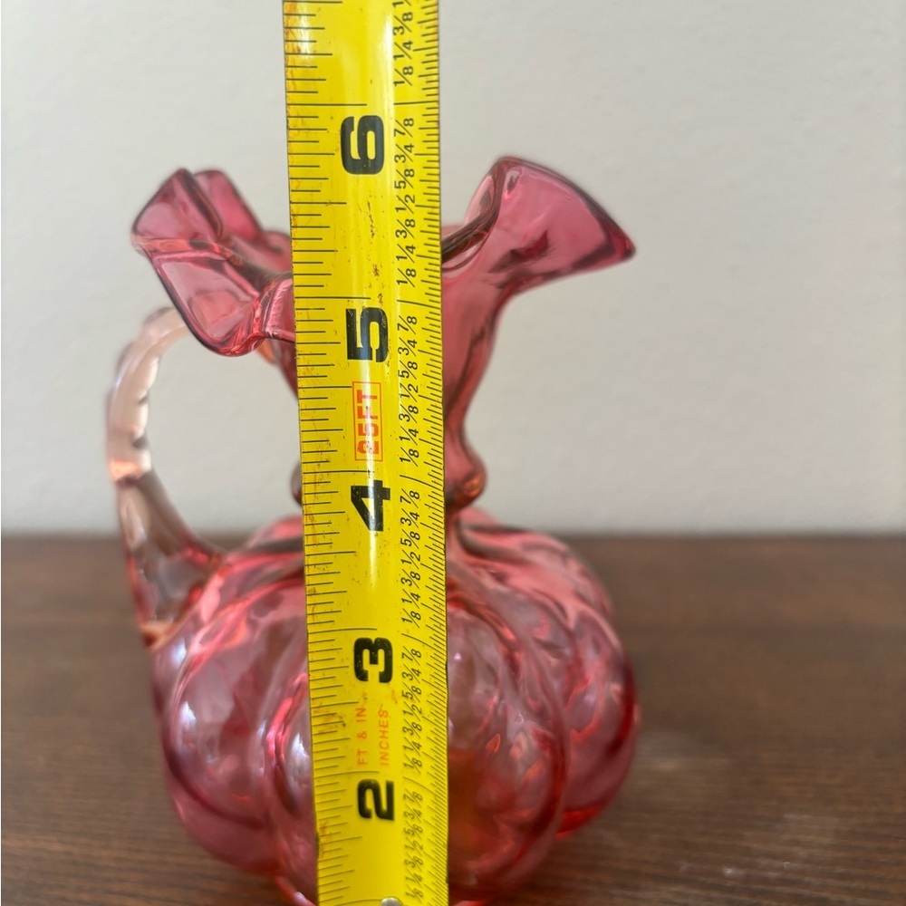 Vintage Fenton Cranberry Melon Ruffled Glass Pitcher Carafe 6" - Picture 7 of 9